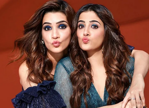 Kriti Sanon and sister Nupur welcome new member