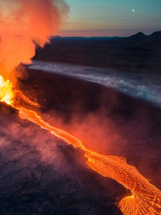 Iceland Volcano Leads Geologists to New Lava