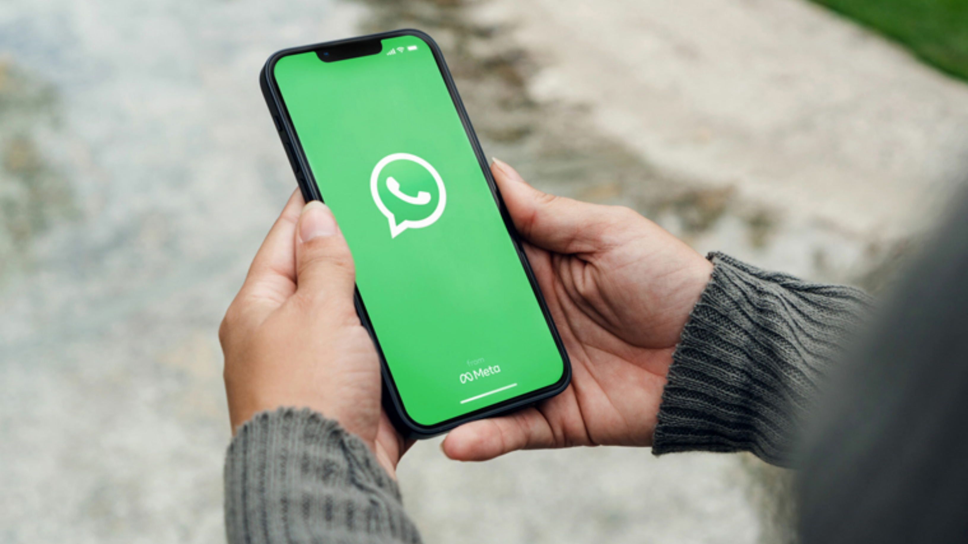 Scams happen in these 7 ways on WhatsApp