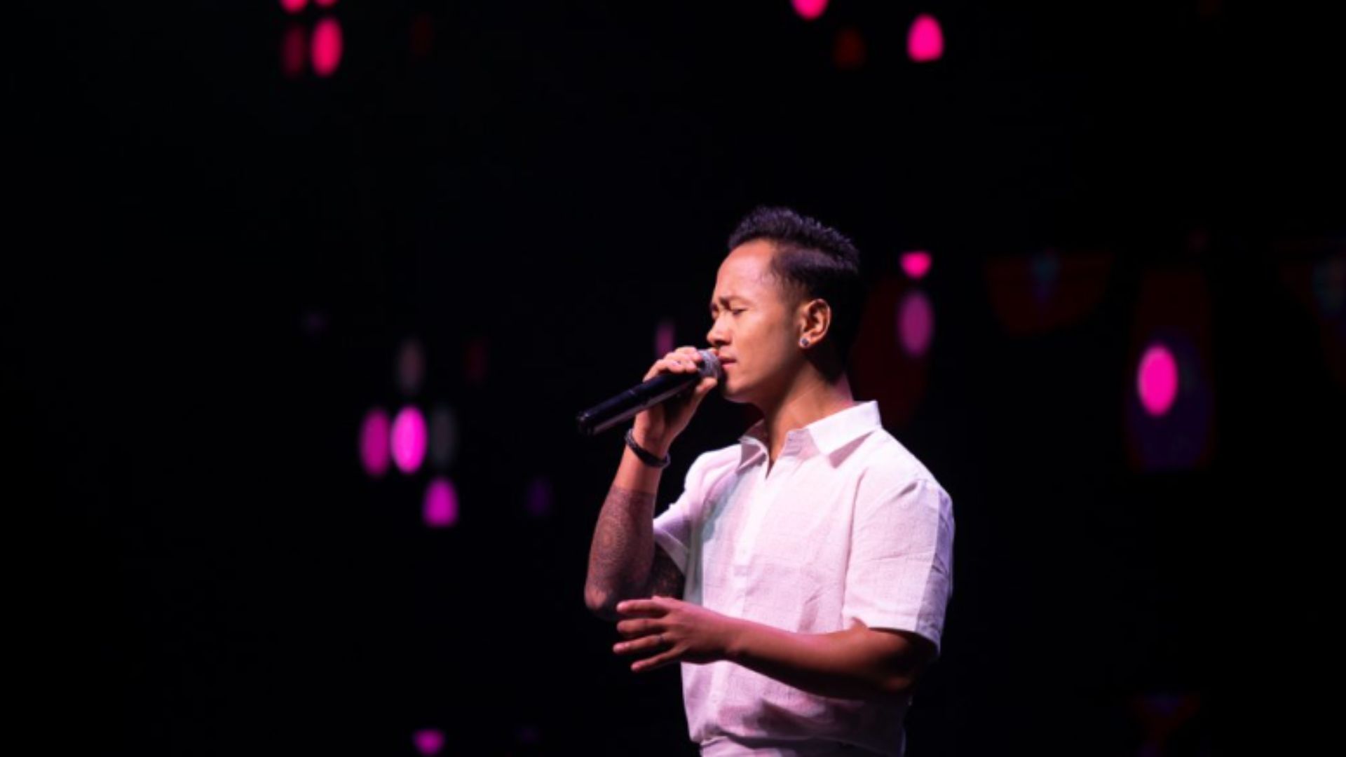 Pop singer Chhewang Lama becomes a coach in season 3 of The Voice Kids