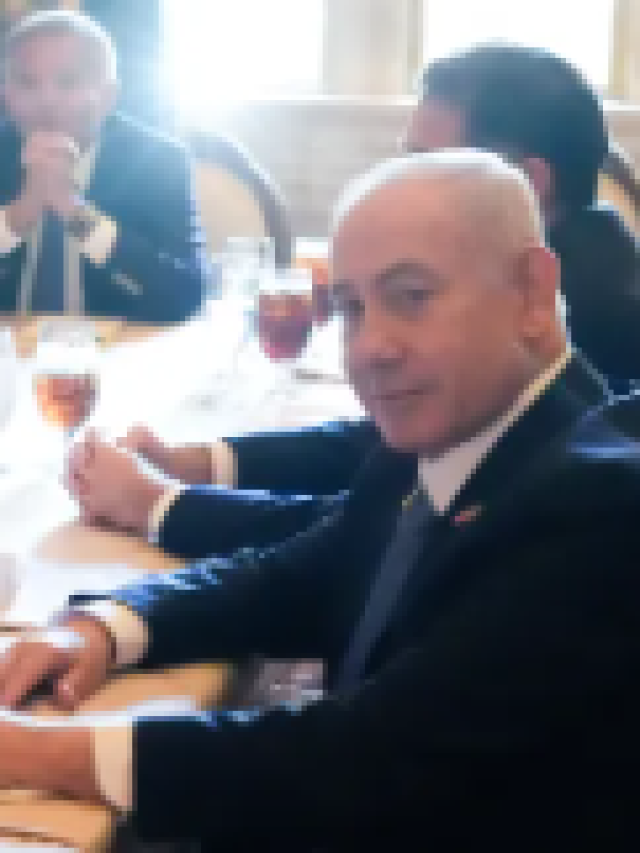 Netanyahu meets with Trump at Mar-a-Lago