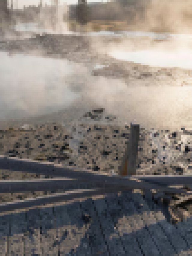 Surprise hot spring eruption in Yellowstone
