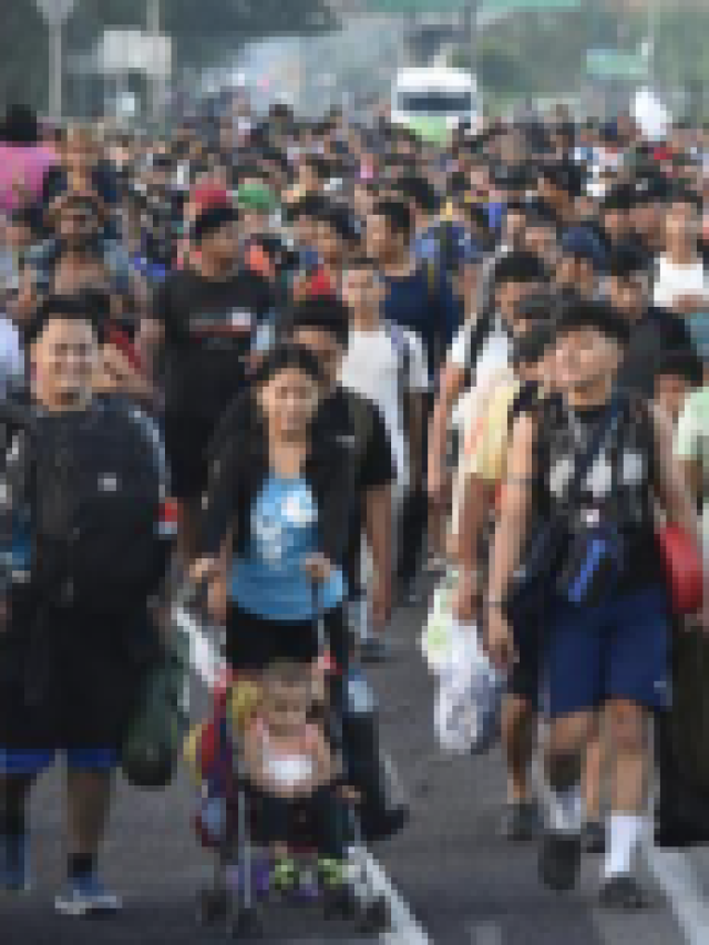 Mexico offers rides north for migrants with US asylum appointments