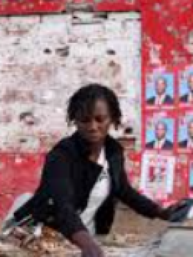 Mozambique votes in tense election likely to see ruling party win