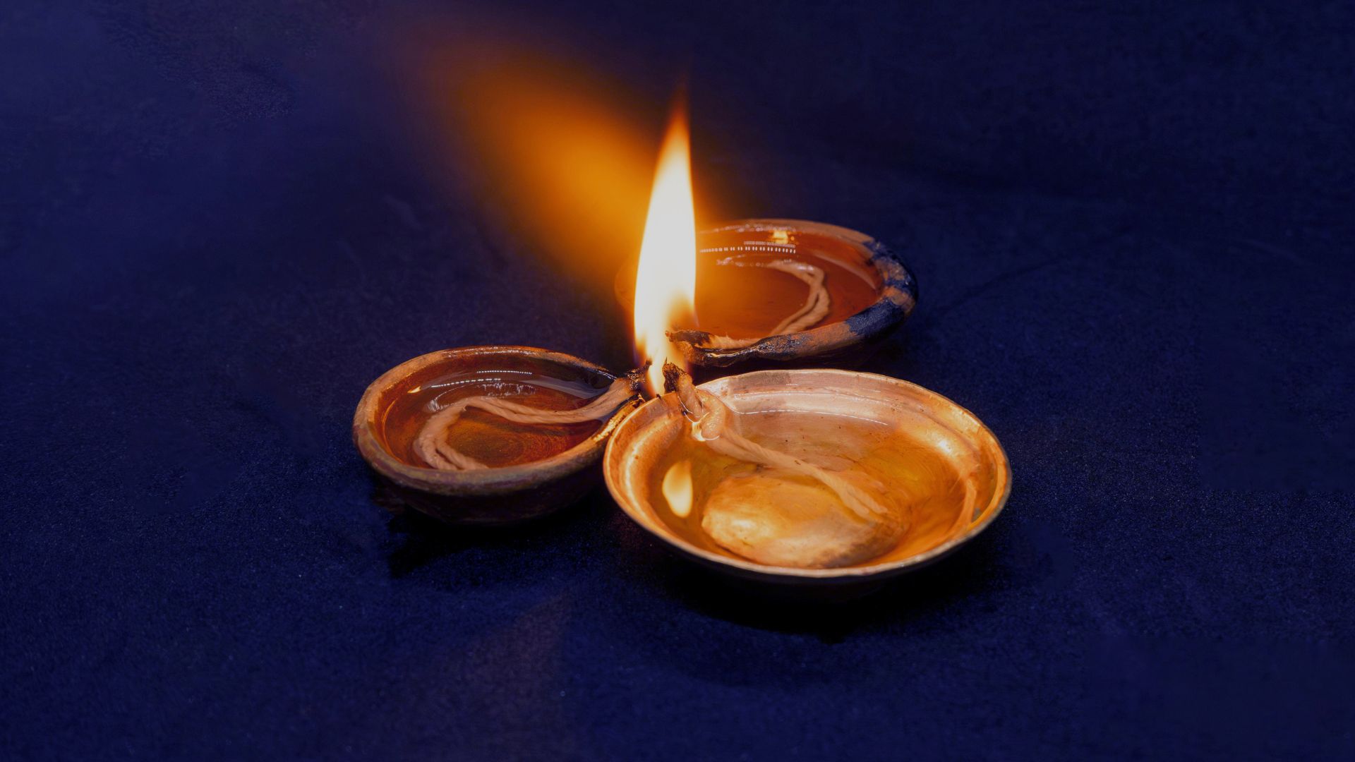 Tihar 2083: Dates, Laxmi Puja, Bhai Tika & Best Wishes In Nepali (2026)